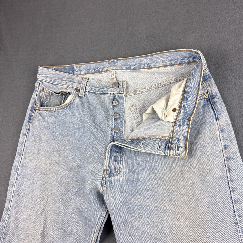 Vintage USA Levis 501 Jeans Men's 38x34 (Fits 36x34) Blue Button Fly Light Wash